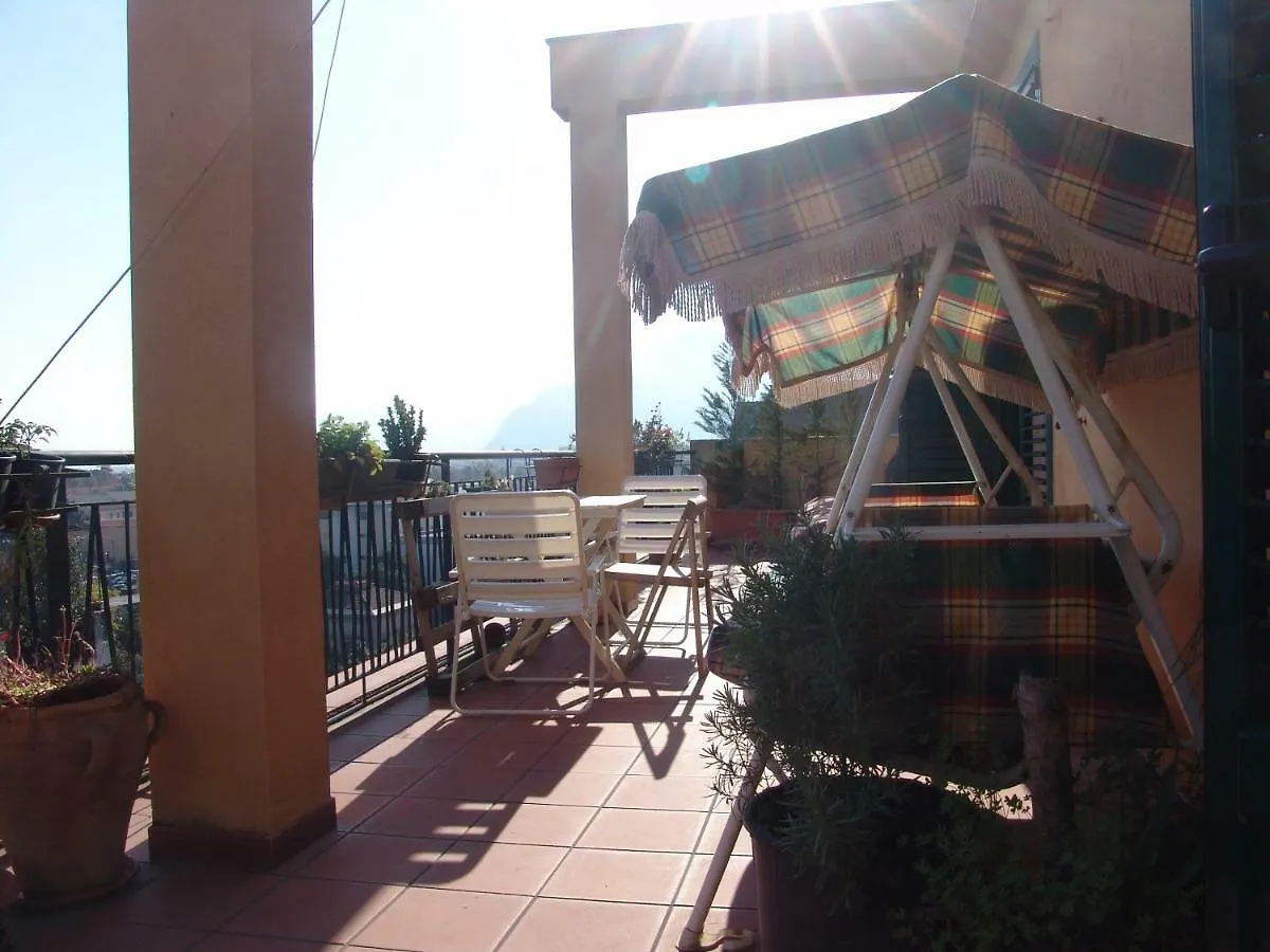 Homestay szállás Camera-Attico Luminoso Con Terrazza Palermo